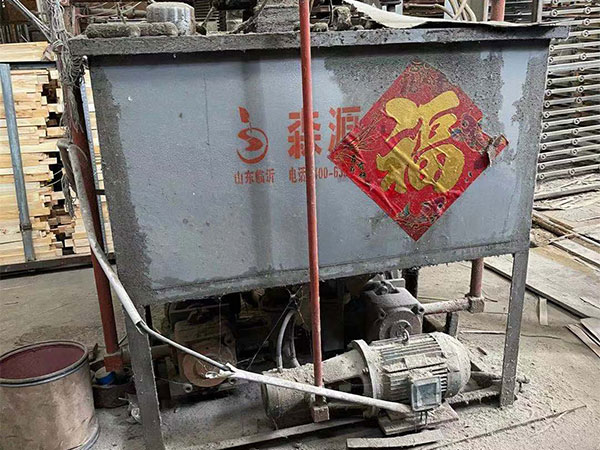 小型熱壓機(jī) 小型熱壓機(jī)
